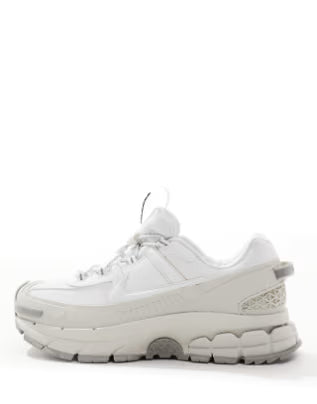 Nike Zoom Vomero 5 White