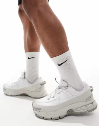 Nike Zoom Vomero 5 White