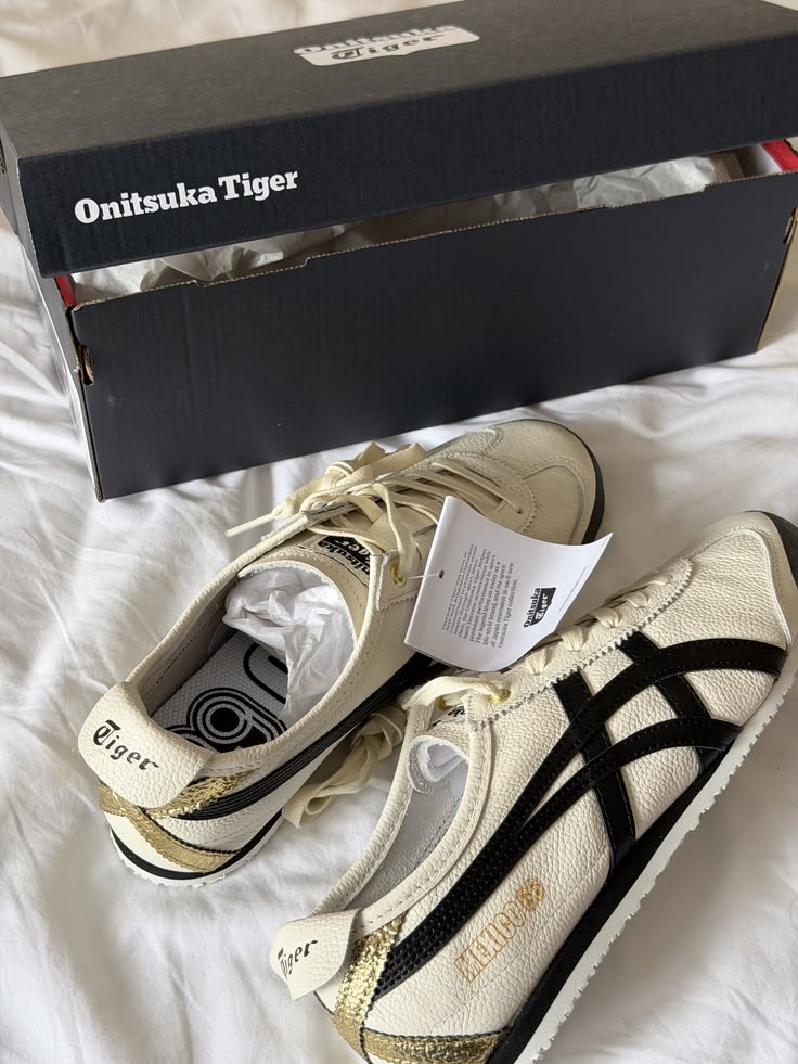 Onitsuka  Tiger MEXICO 66 - Baskets basses -Cream Black