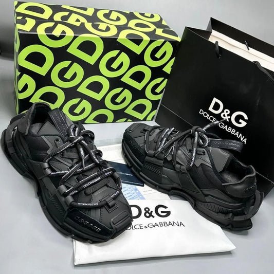 D&G Black