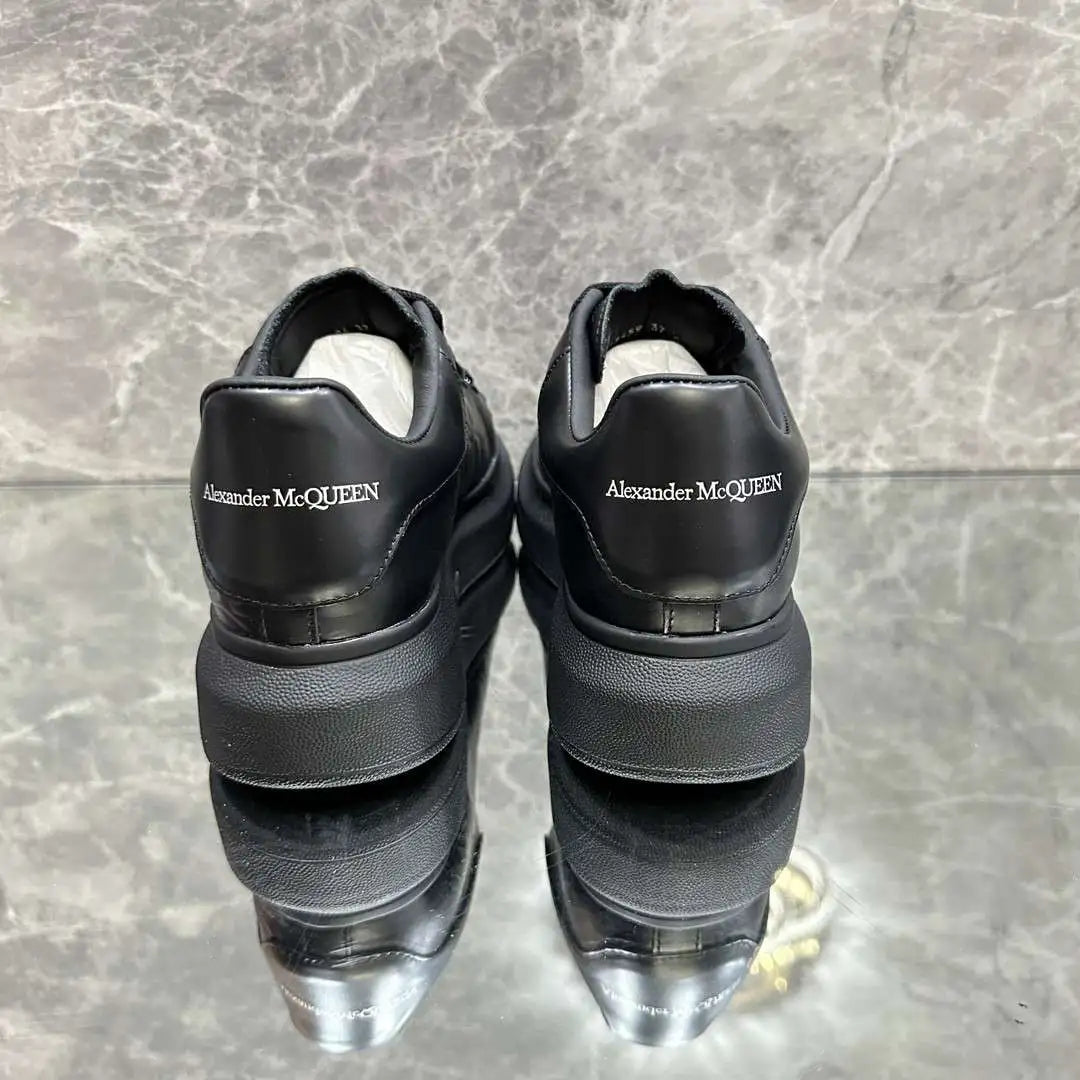 Alexander maqueen Org Black gravite
