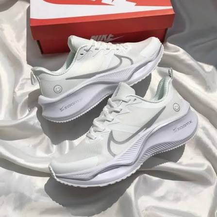 Nike Zoom X White Light grey Smiley