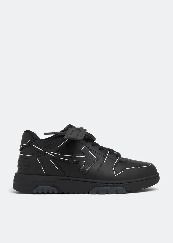 OFF White Low traIner Black White lInes