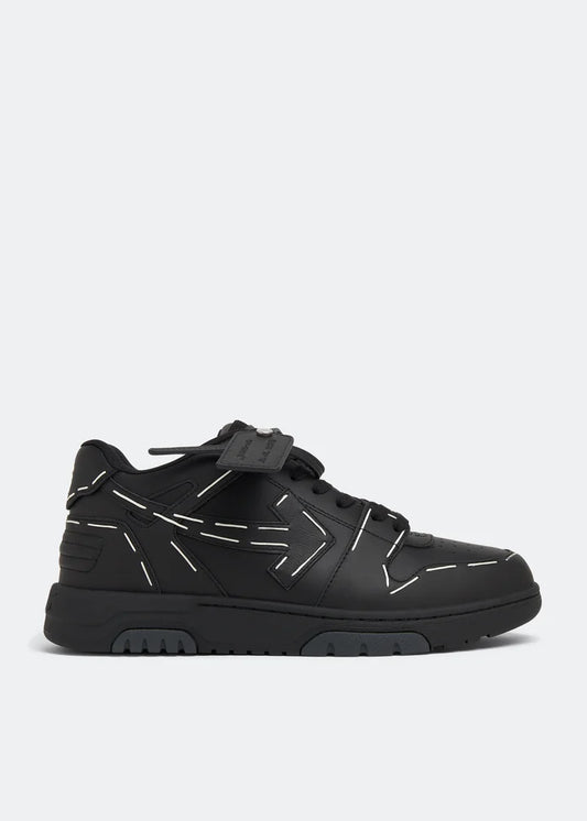 OFF White Low traIner Black White lInes