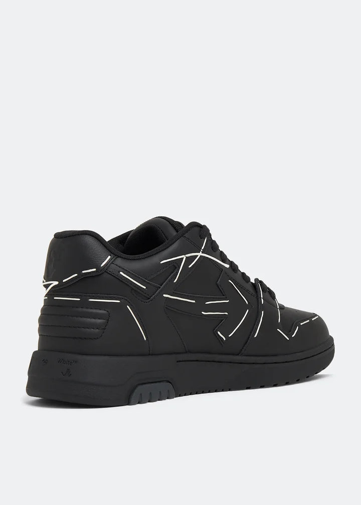 OFF White Low traIner Black White lInes